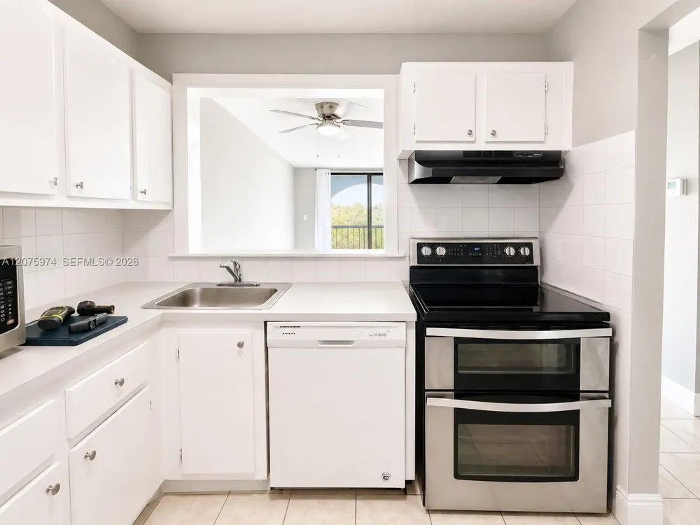 9440 Fontainebleau Blvd #515 Miami, FL 33172