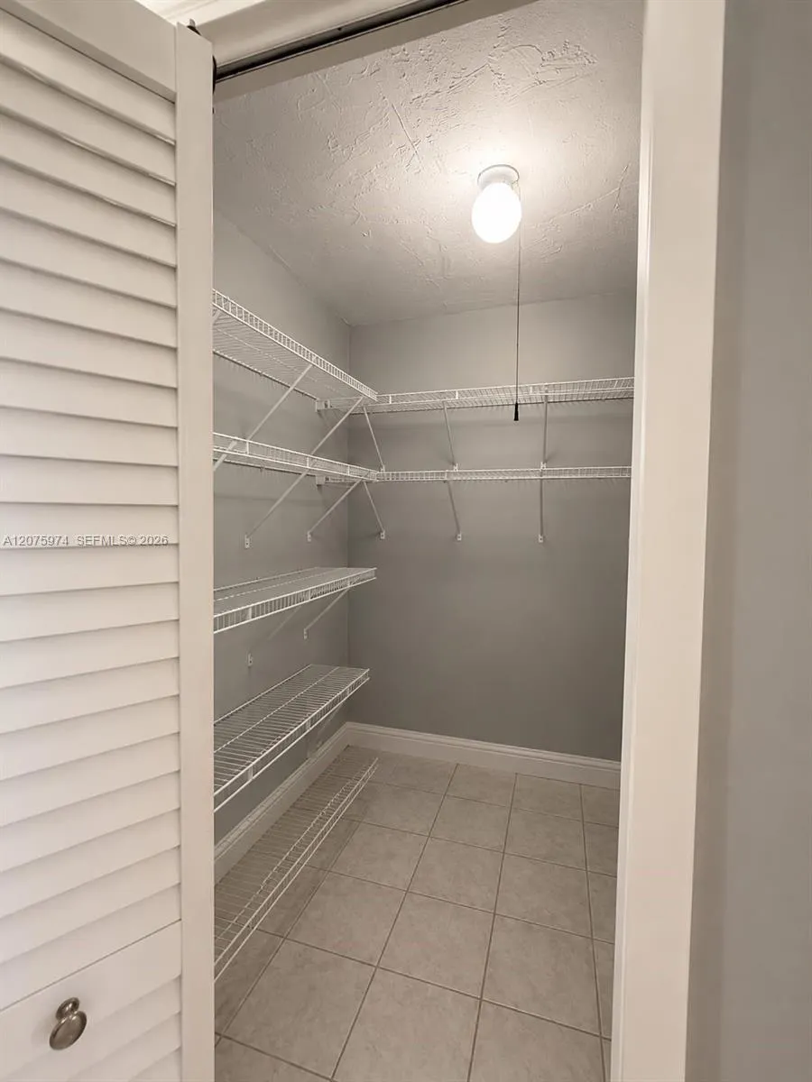 9440 Fontainebleau Blvd #515 Miami, FL 33172