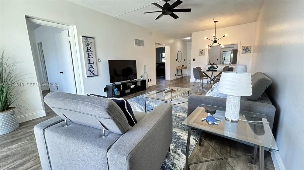 4117 Bougainvilla Dr #210 Lauderdale By The Sea, FL 33308