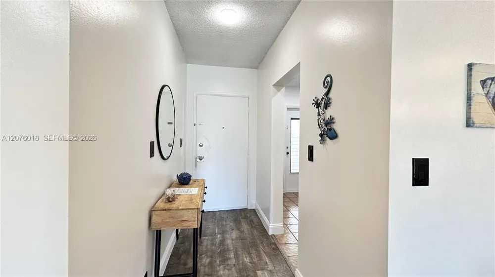 4117 Bougainvilla Dr #210 Lauderdale By The Sea, FL 33308