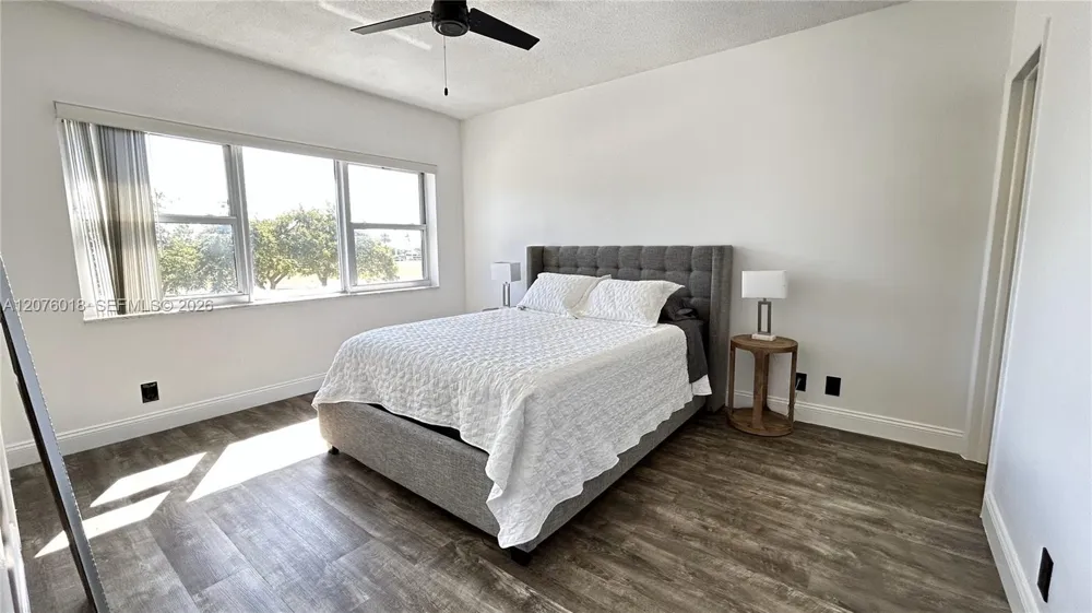 4117 Bougainvilla Dr #210 Lauderdale By The Sea, FL 33308