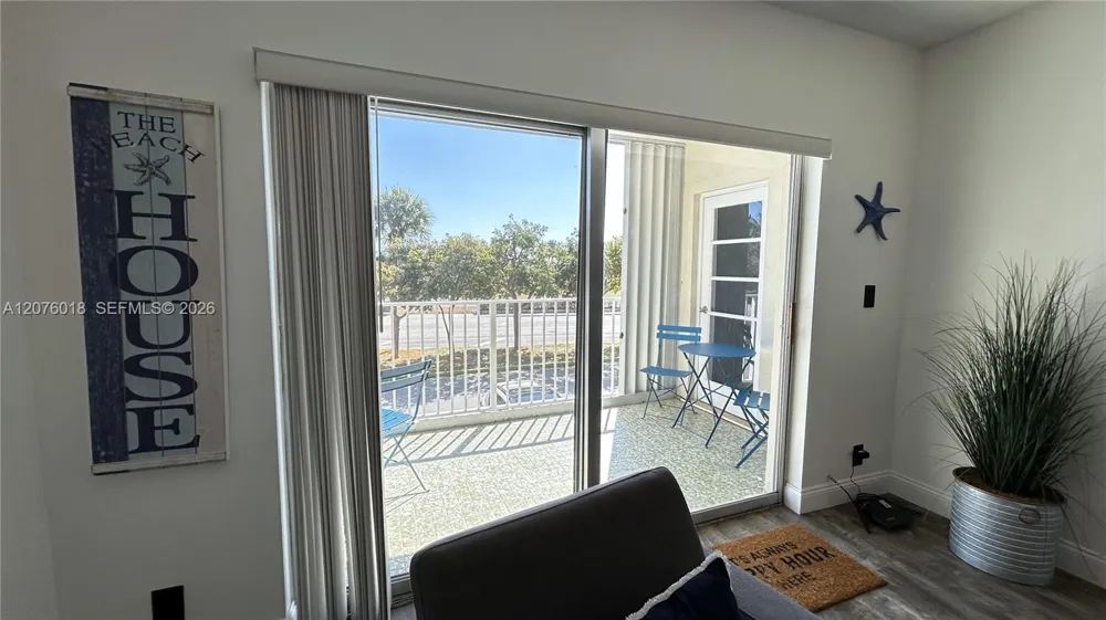 4117 Bougainvilla Dr #210 Lauderdale By The Sea, FL 33308