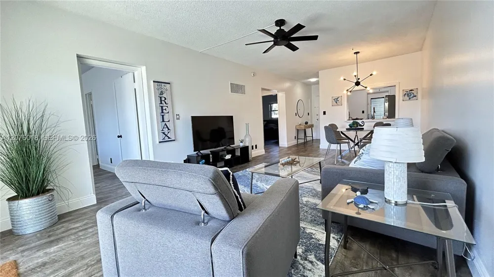 4117 Bougainvilla Dr #210 Lauderdale By The Sea, FL 33308