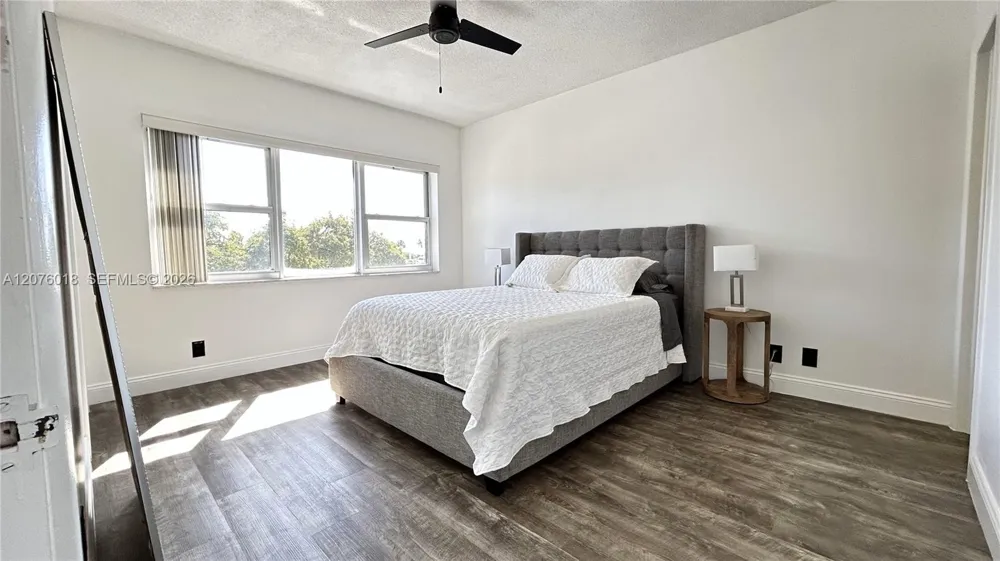 4117 Bougainvilla Dr #210 Lauderdale By The Sea, FL 33308