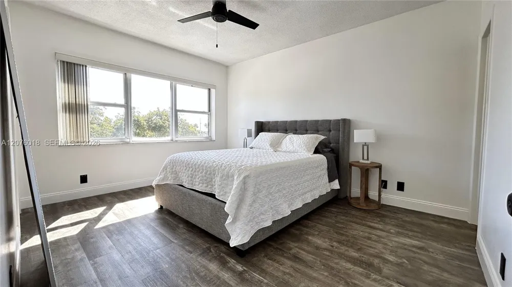 4117 Bougainvilla Dr #210 Lauderdale By The Sea, FL 33308
