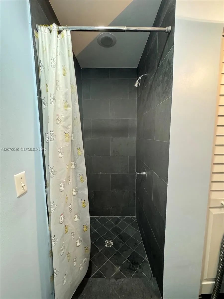 900 Biscayne Blvd #2604 Miami, FL 33132