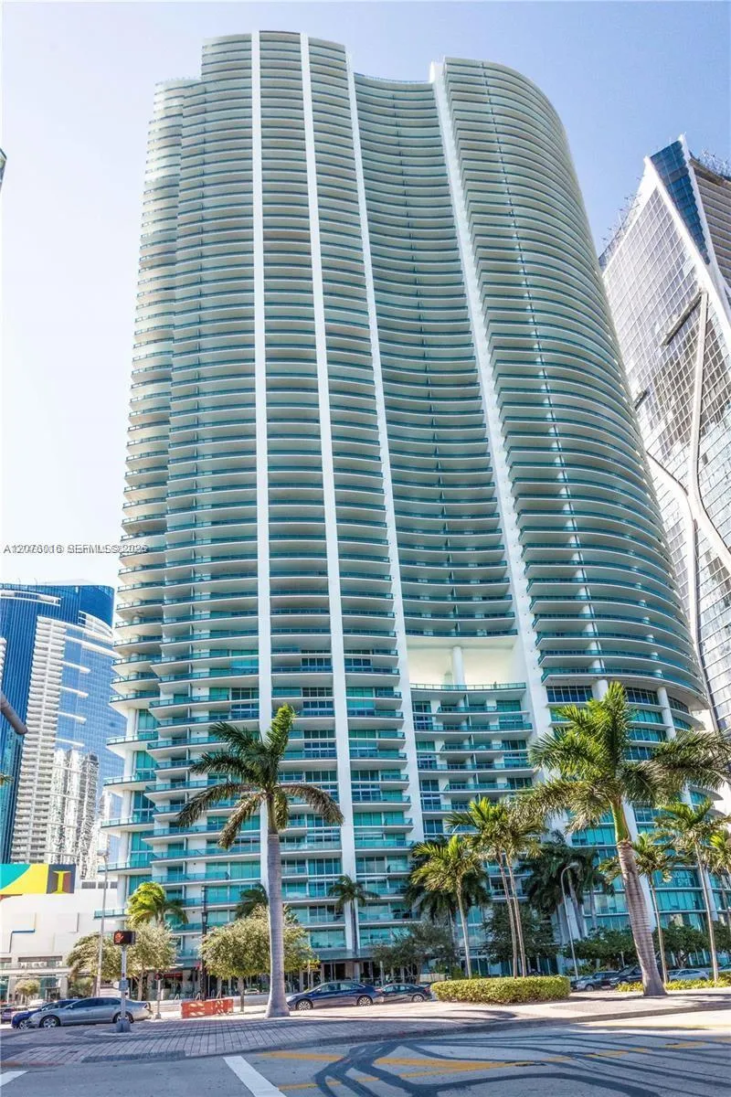 900 Biscayne Blvd #2604 Miami, FL 33132