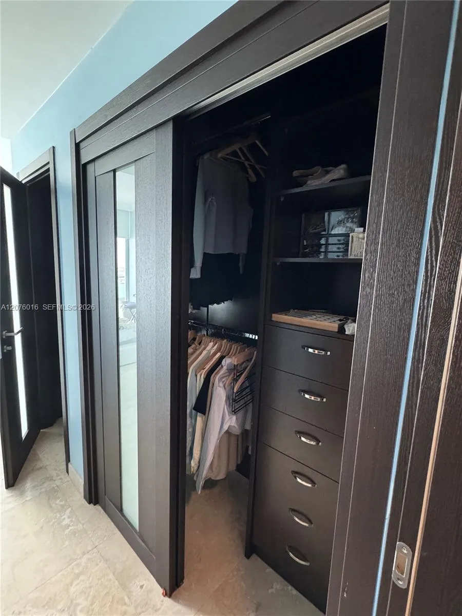 900 Biscayne Blvd #2604 Miami, FL 33132