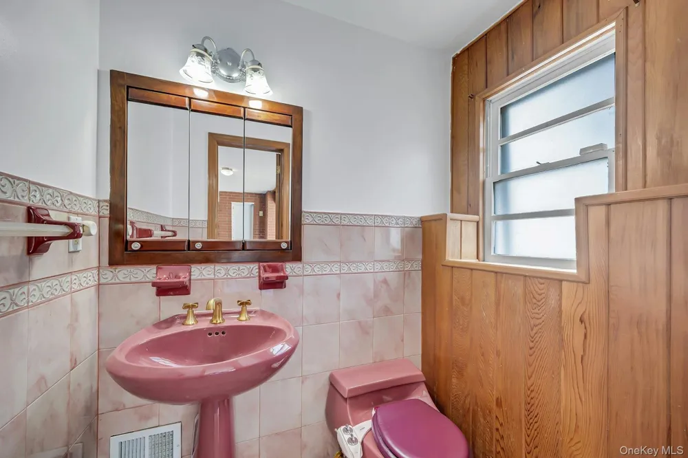 67 Malvern Lane Scarsdale, NY 10583