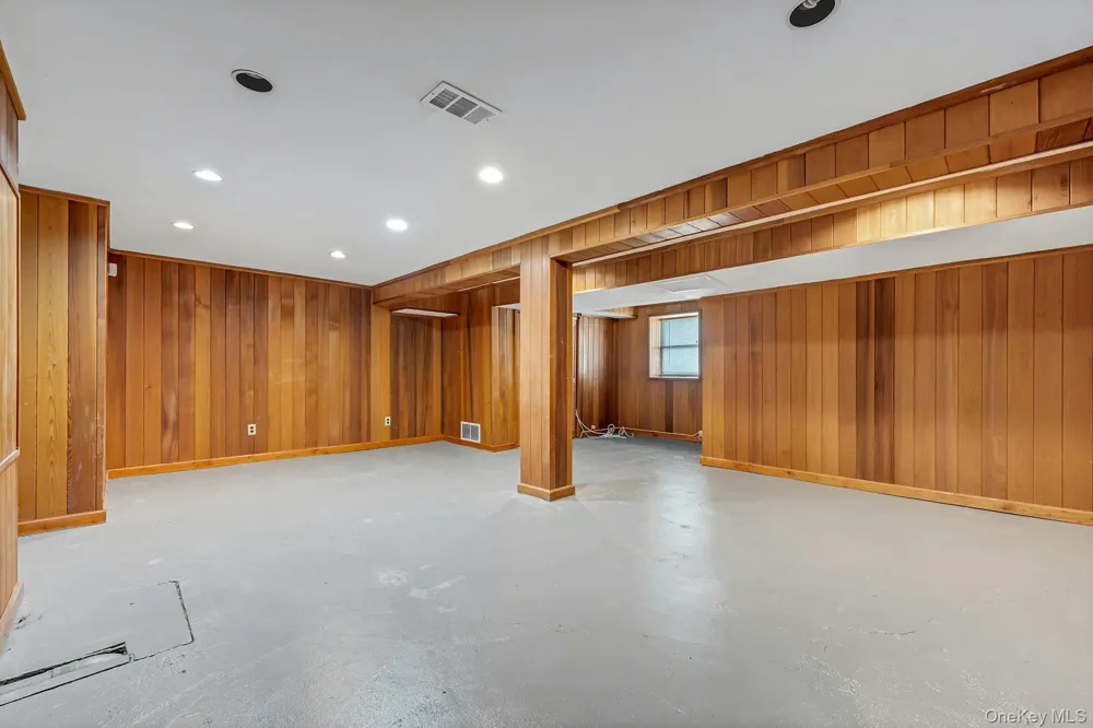 67 Malvern Lane Scarsdale, NY 10583
