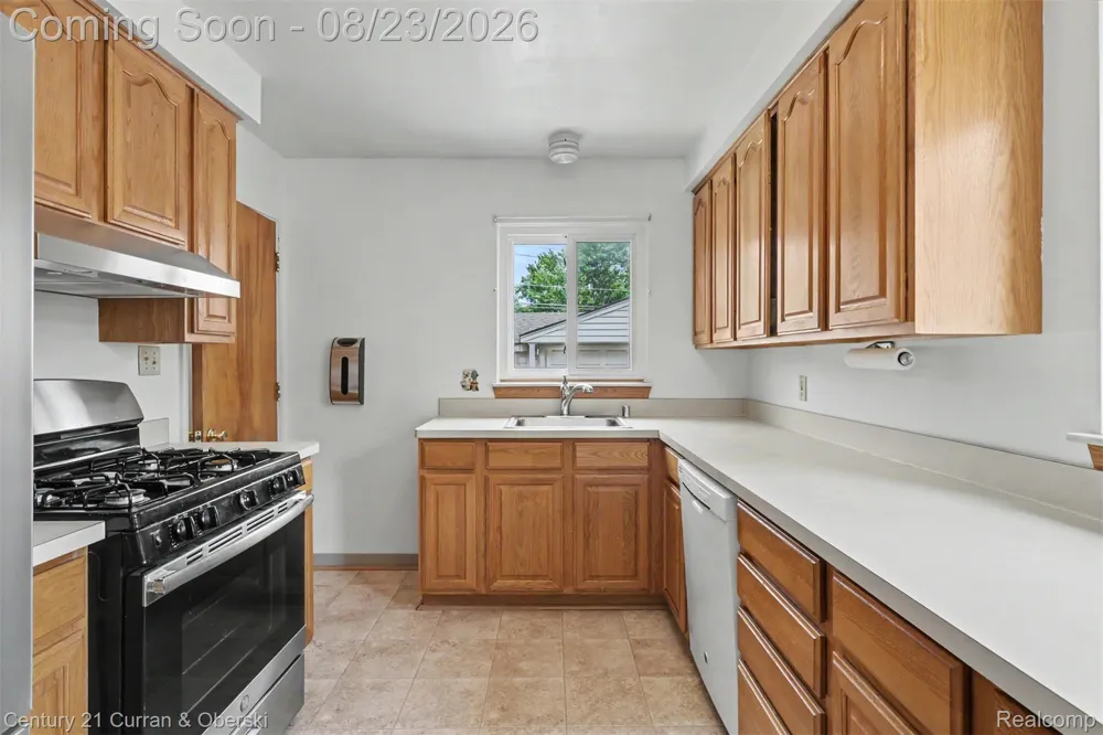 31512 Joy Road Livonia City, MI 48150