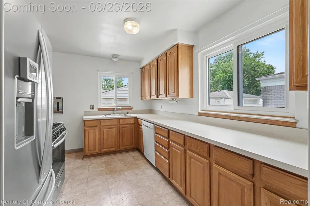 31512 Joy Road Livonia City, MI 48150
