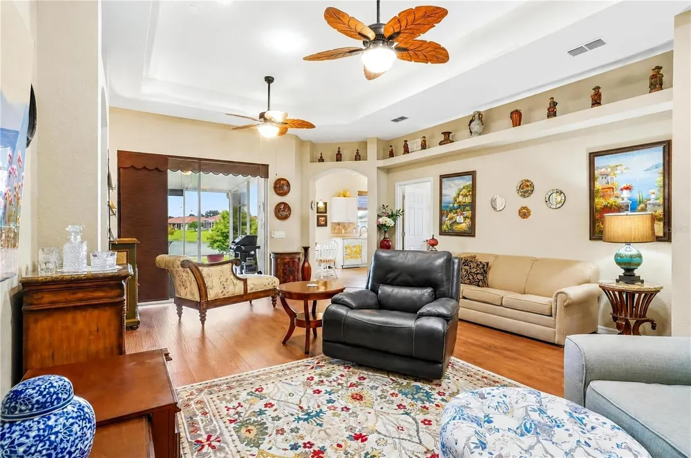 10086 KETCH KAY LANE Oxford, FL 34484