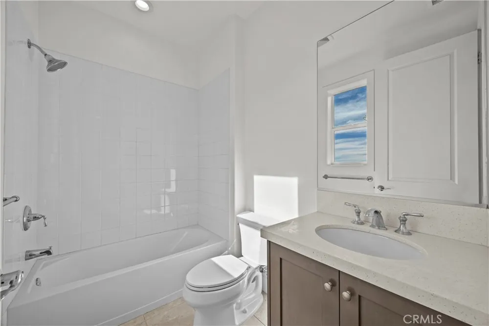 20638 W Deer Grass Ct Court Porter Ranch, CA 91326