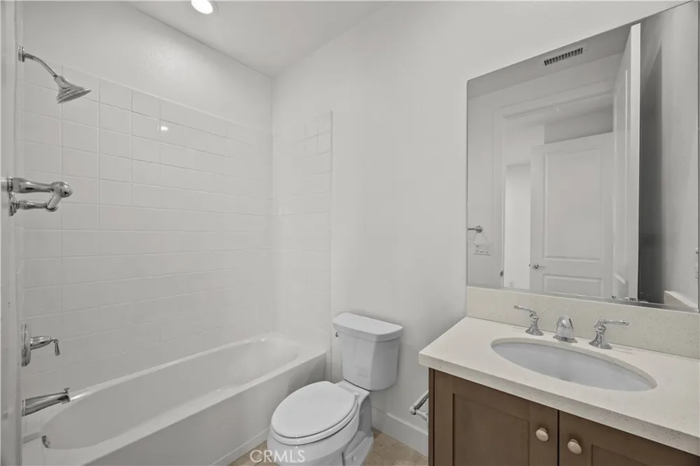 20638 W Deer Grass Ct Court Porter Ranch, CA 91326