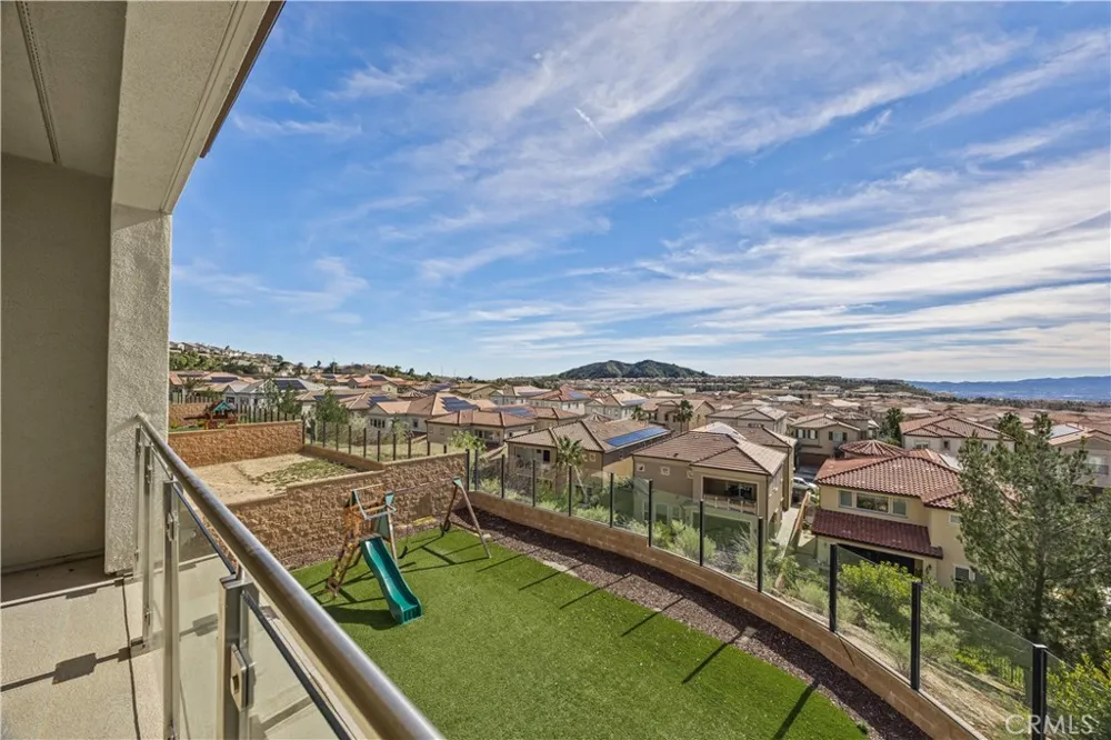 20638 W Deer Grass Ct Court Porter Ranch, CA 91326