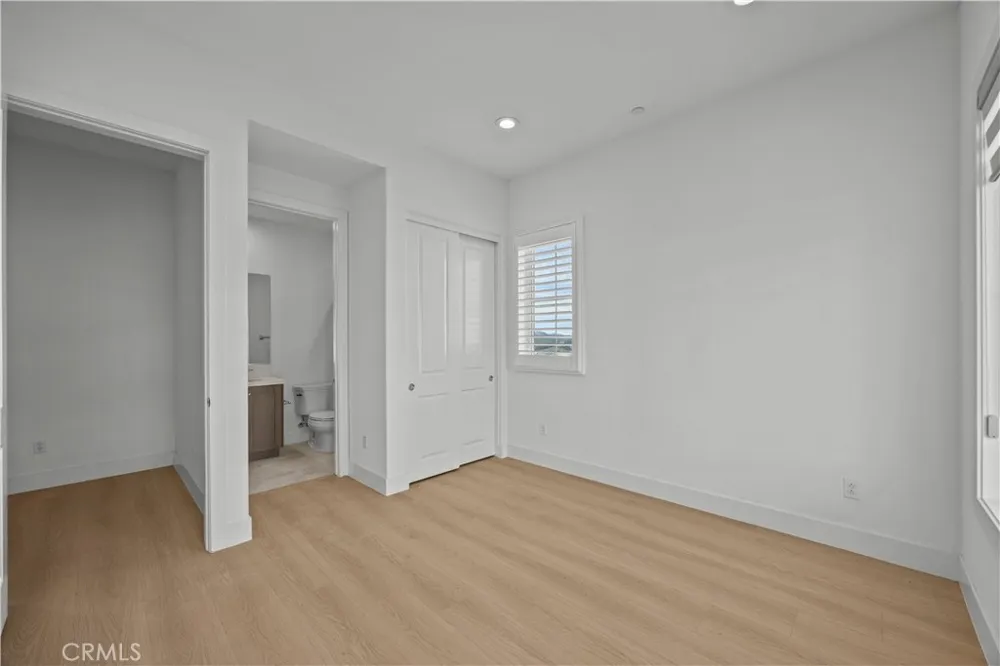 20638 W Deer Grass Ct Court Porter Ranch, CA 91326