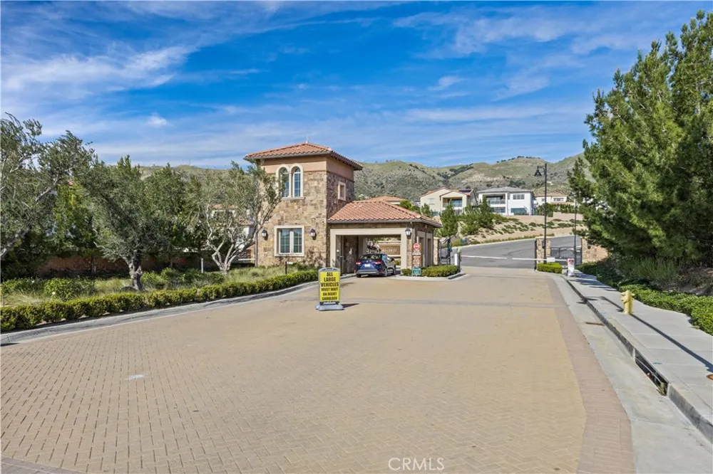 20638 W Deer Grass Ct Court Porter Ranch, CA 91326
