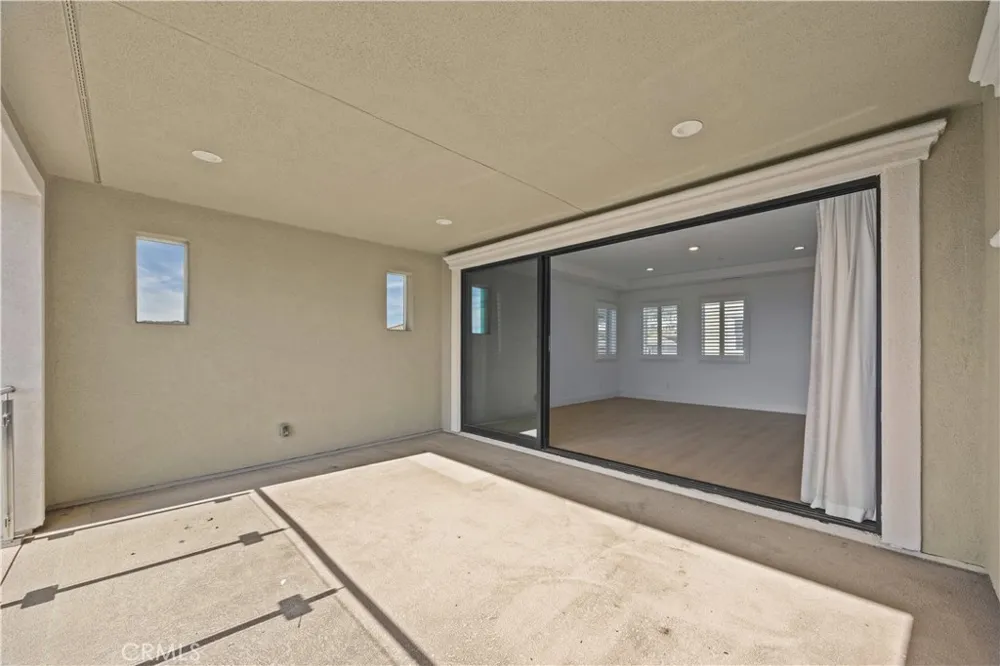20638 W Deer Grass Ct Court Porter Ranch, CA 91326