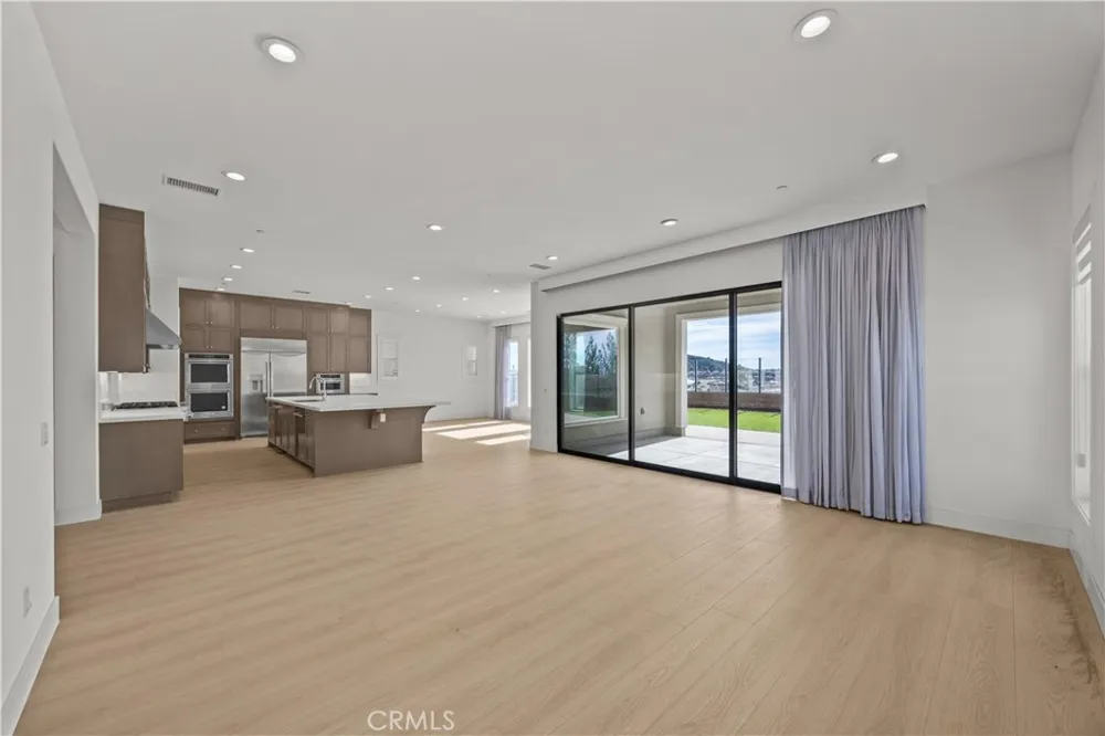 20638 W Deer Grass Ct Court Porter Ranch, CA 91326