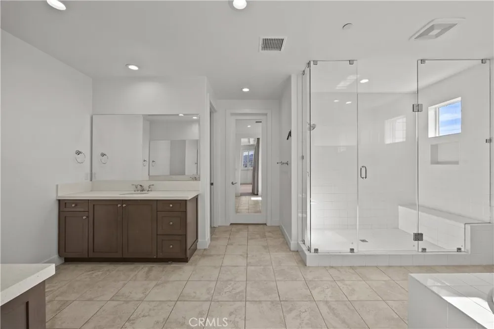 20638 W Deer Grass Ct Court Porter Ranch, CA 91326