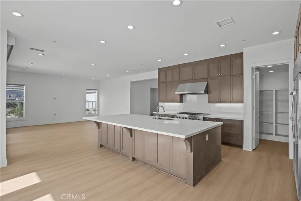 20638 W Deer Grass Ct Court Porter Ranch, CA 91326