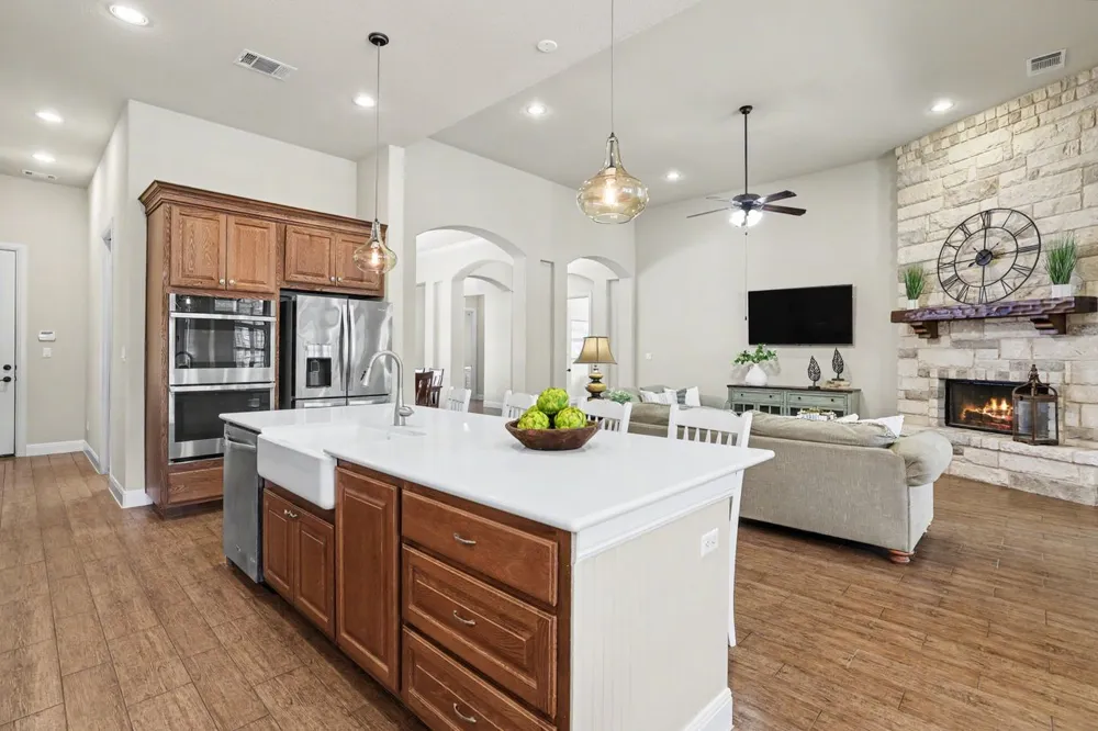 335 Bold Sundown Liberty Hill, TX 78642