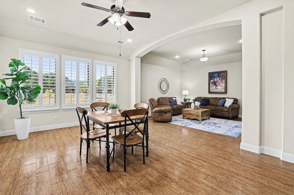 335 Bold Sundown Liberty Hill, TX 78642