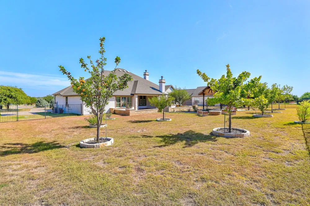 335 Bold Sundown Liberty Hill, TX 78642