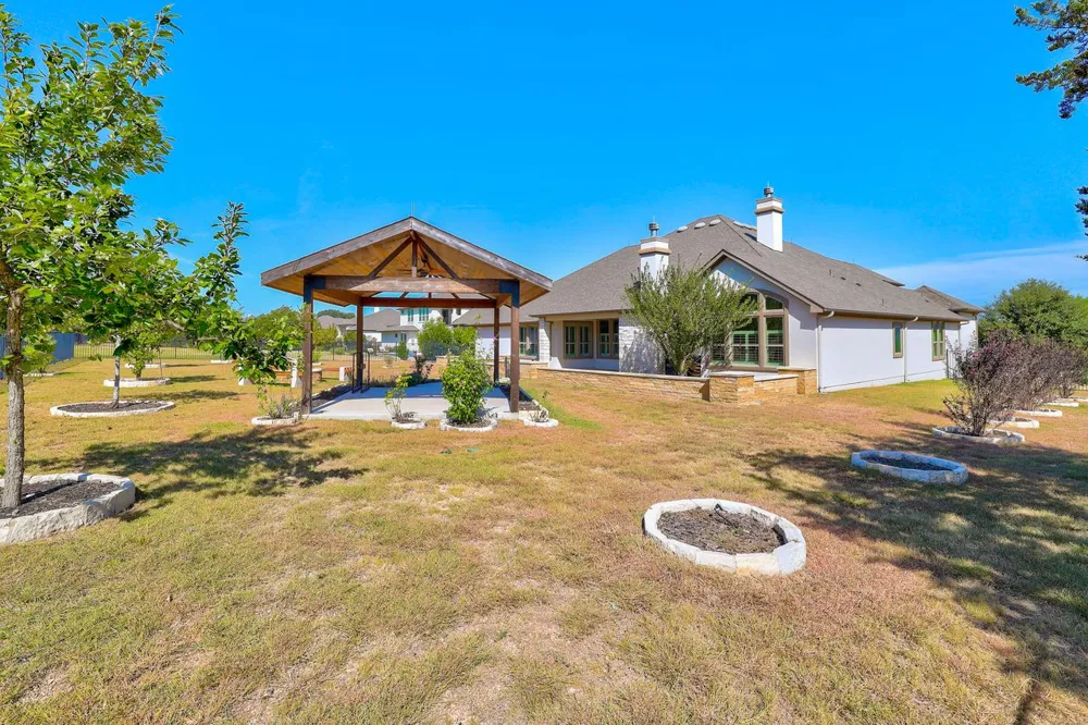 335 Bold Sundown Liberty Hill, TX 78642