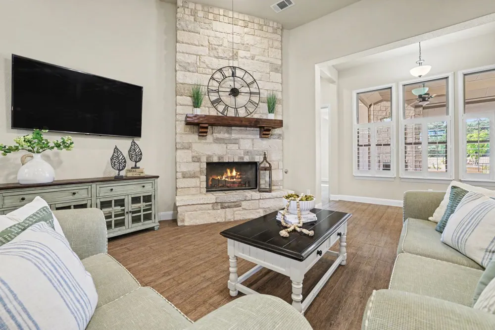 335 Bold Sundown Liberty Hill, TX 78642