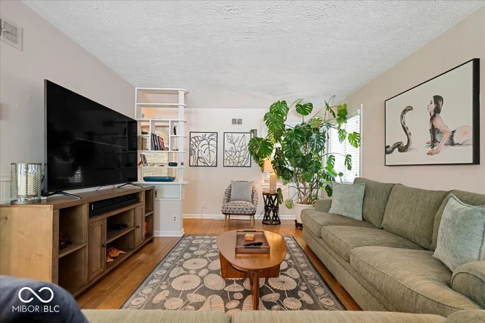 1134 E 56th Street Indianapolis, IN 46220
