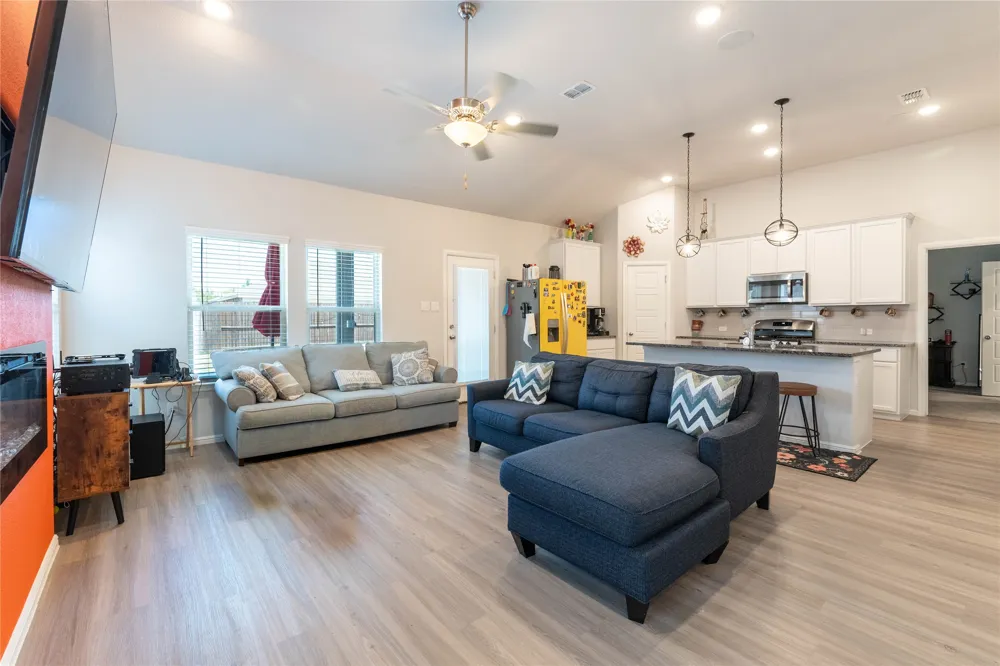 1913 Damianita Drive Royse City, TX 75189