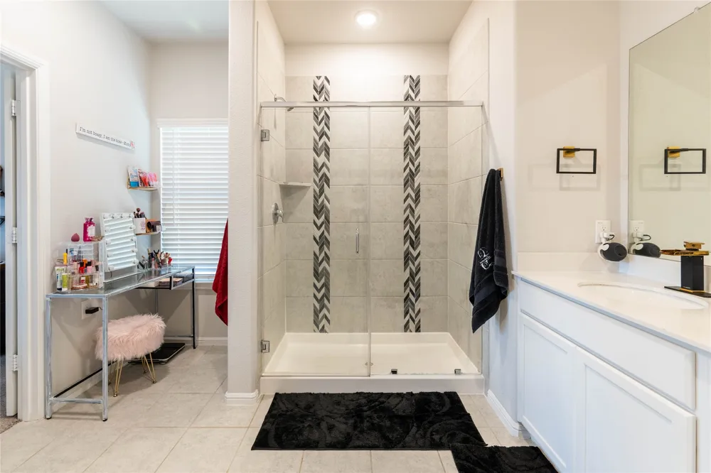 1913 Damianita Drive Royse City, TX 75189