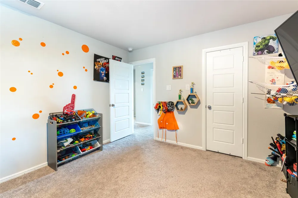 1913 Damianita Drive Royse City, TX 75189