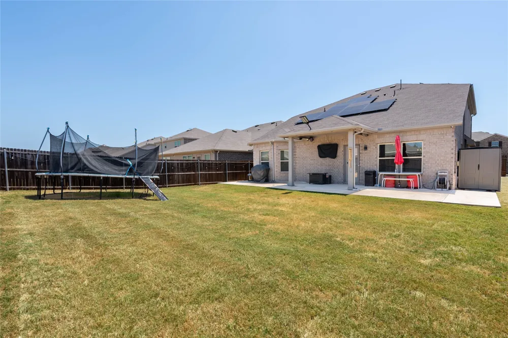 1913 Damianita Drive Royse City, TX 75189