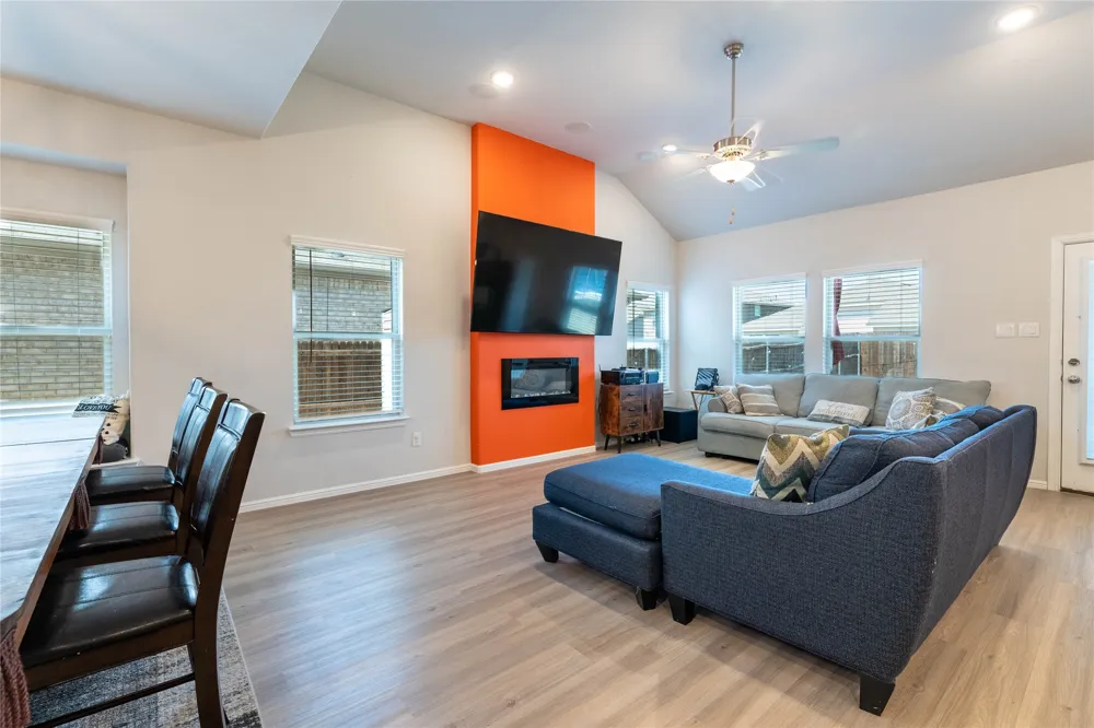 1913 Damianita Drive Royse City, TX 75189