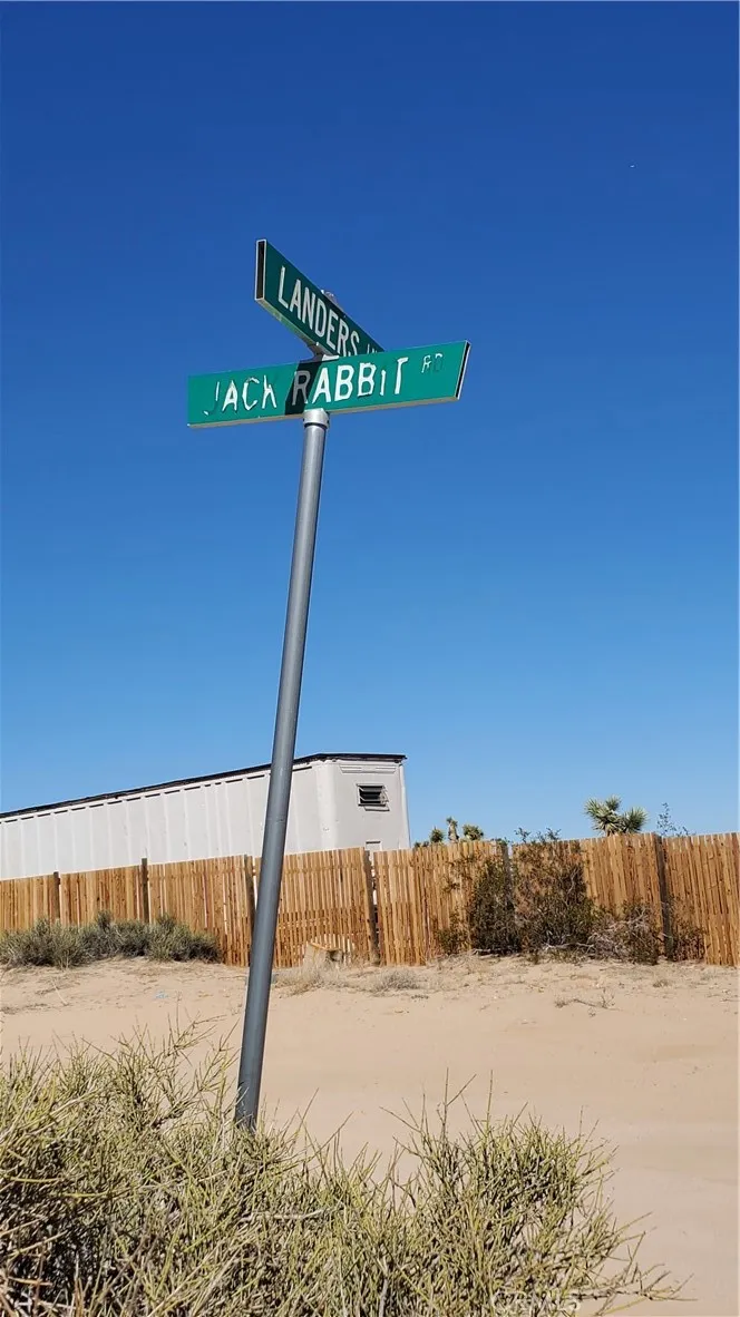 Landers Landers, CA 92285