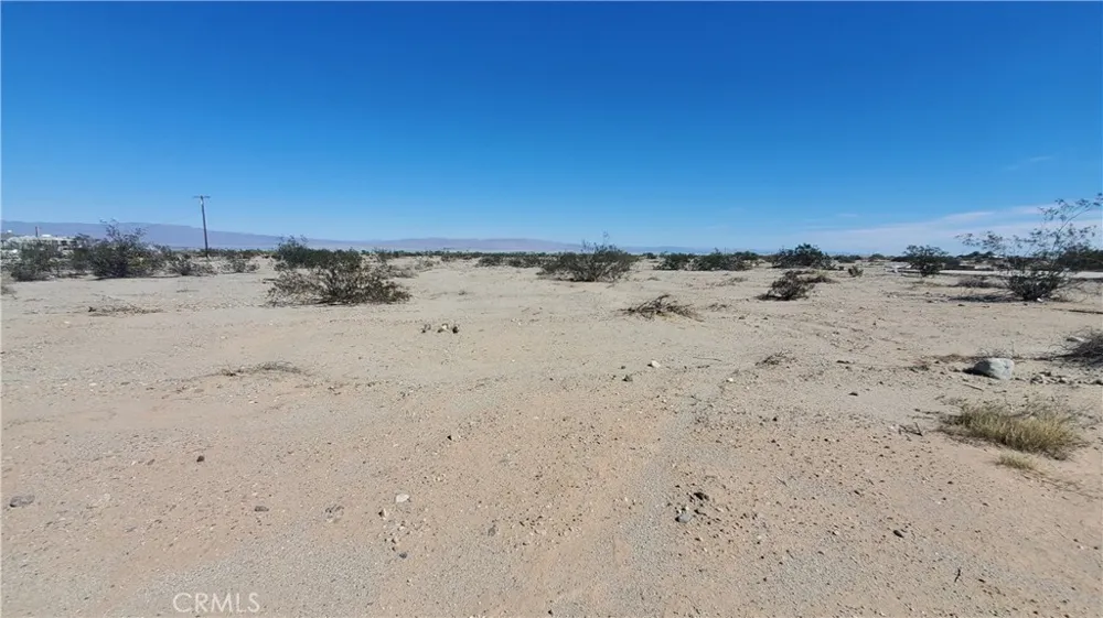 2537 Sea Flower Thermal, CA 92274
