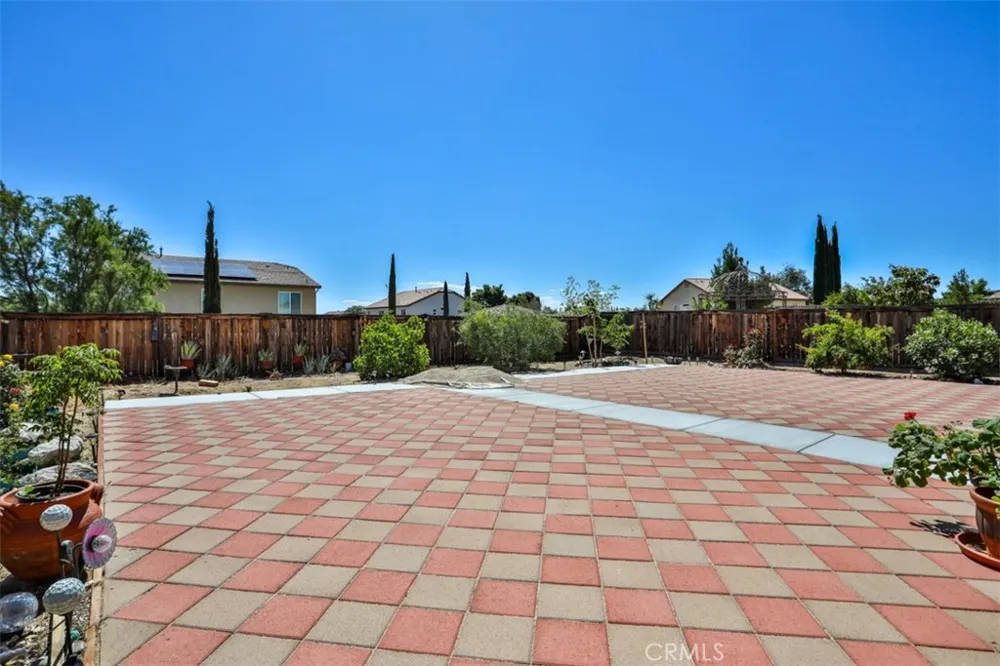 14751 Shetland Court Victorville, CA 92394