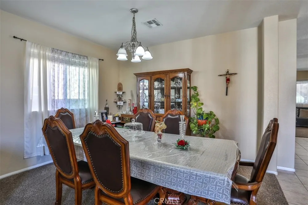 14751 Shetland Court Victorville, CA 92394