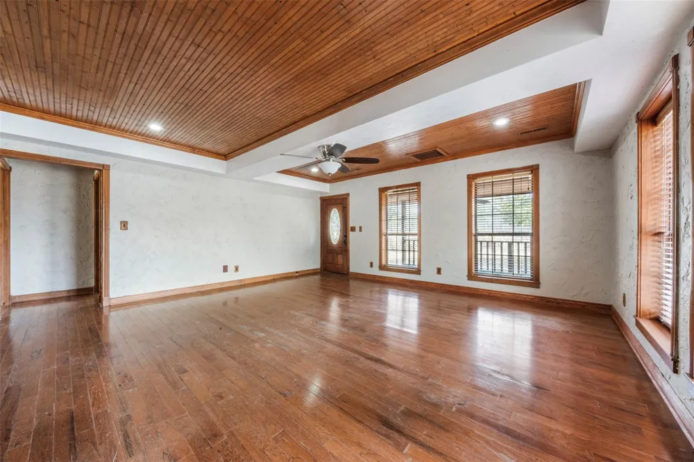 33349 Interstate 10 Anahuac, TX 77514