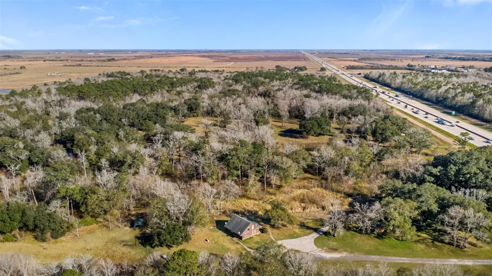 33349 Interstate 10 Anahuac, TX 77514