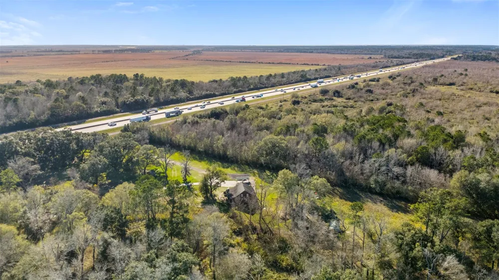 33349 Interstate 10 Anahuac, TX 77514