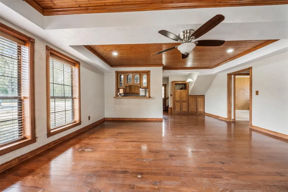 33349 Interstate 10 Anahuac, TX 77514