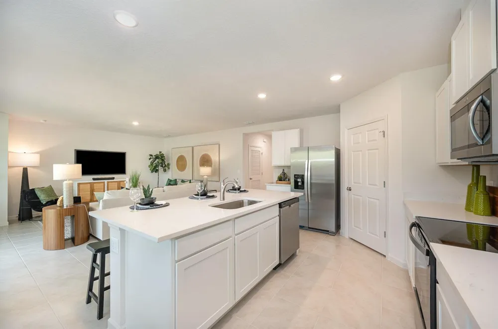 671 SE DELANCEY LANE Port St. Lucie, FL 34984