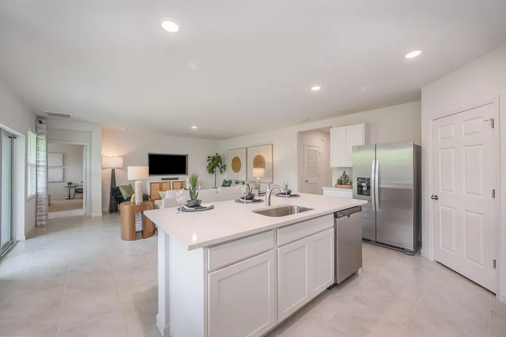 671 SE DELANCEY LANE Port St. Lucie, FL 34984