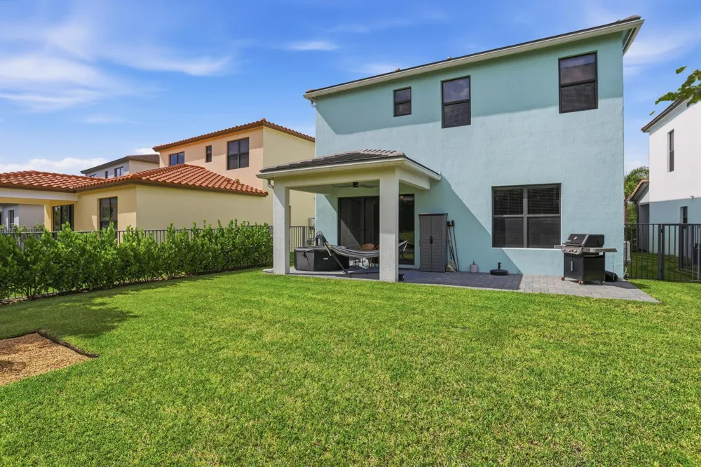 16210 Sandy Shore Drive Westlake, FL 33470