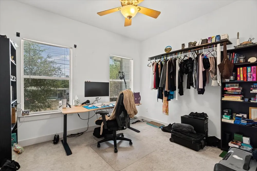 3304 E 5th Street #B Austin, TX 78702