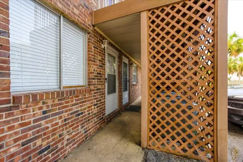 315 Bream Avenue #106